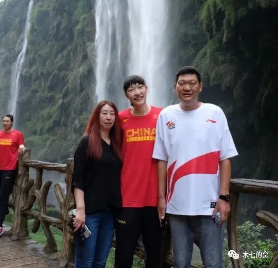 系统男男总受h啪肉np